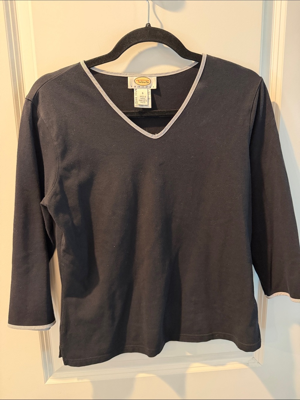 Talbots Black V-Neck Long Sleeve Top with Light Gray Trim